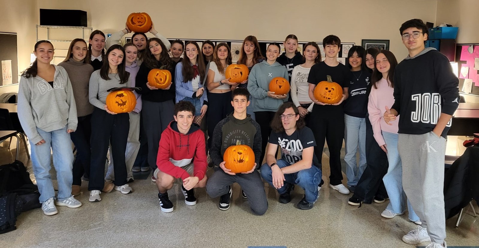 pumpkin-carving-kelvin.87152737449.jpg