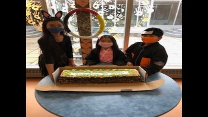 Some hungry looking grade 5 students