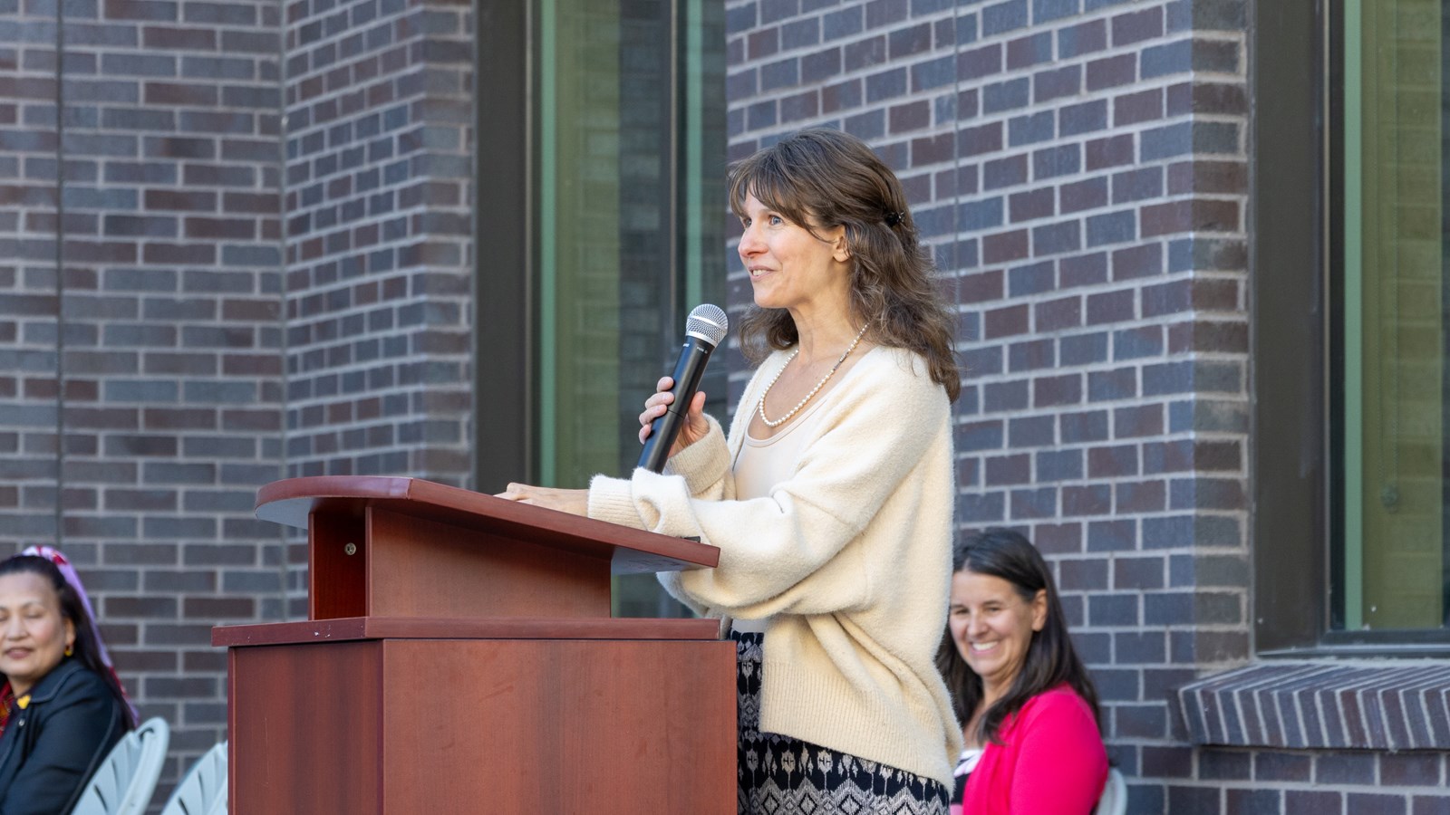 École Sir William Osler celebrates new spaces for learning École Sir William Osler celebrates new spaces for learning