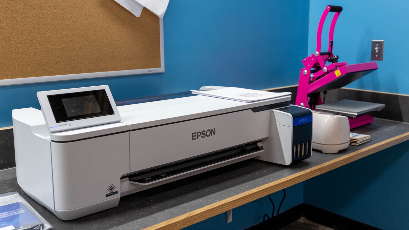 Waabishkaa-Makwa Equipment