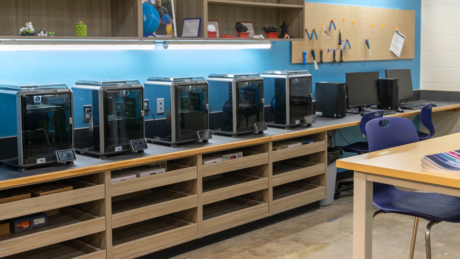 Waabishkaa-Makwa Labs 3D printing